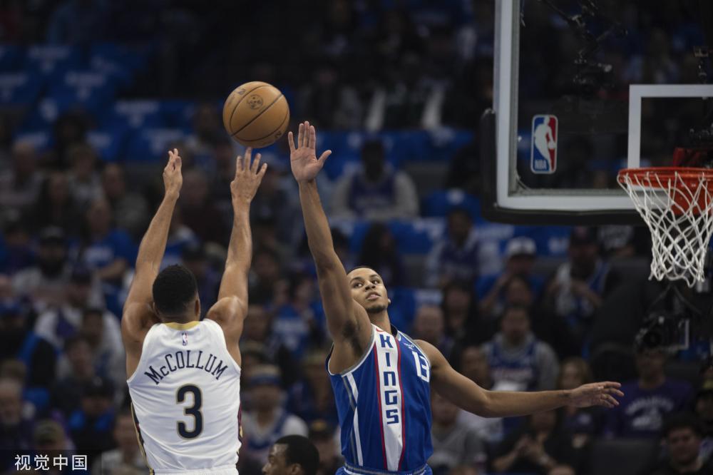 在观众面前 在观众面前