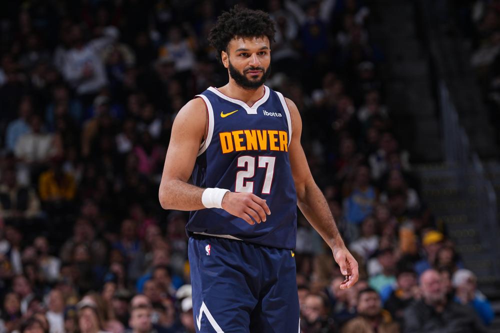 其背后却暗 其背后却暗